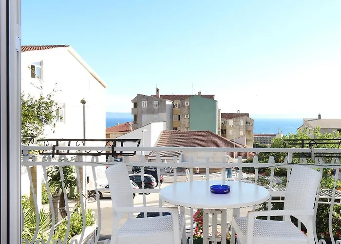 Zora ゲストハウス 3*