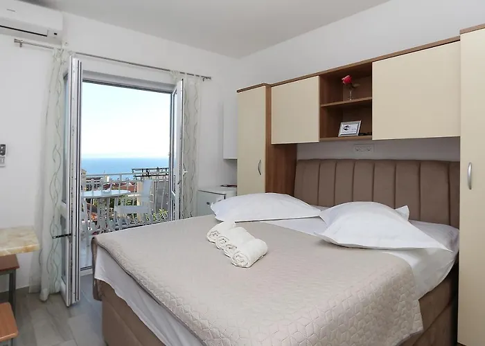 Zora 3* Makarska